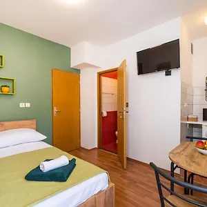  Apartamento And Croacia