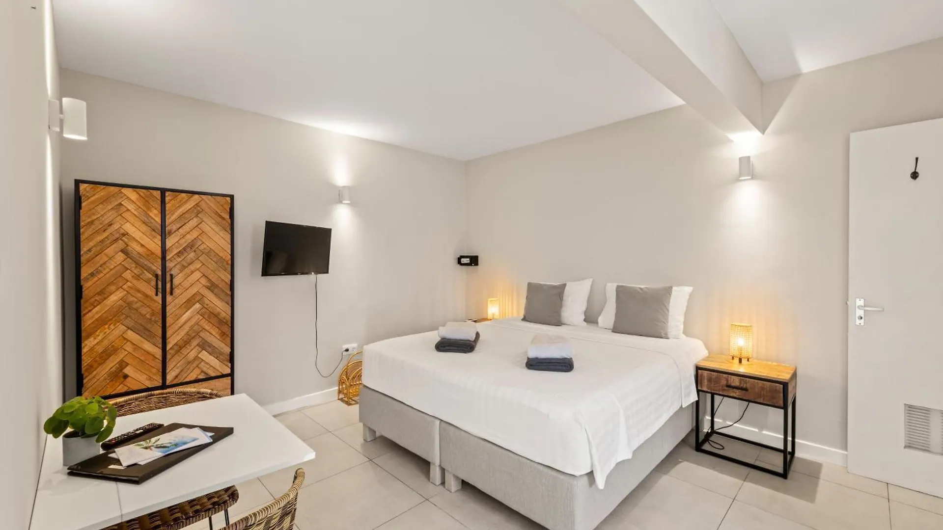 Jt Curacao Apartments Jan Thiel 0*,